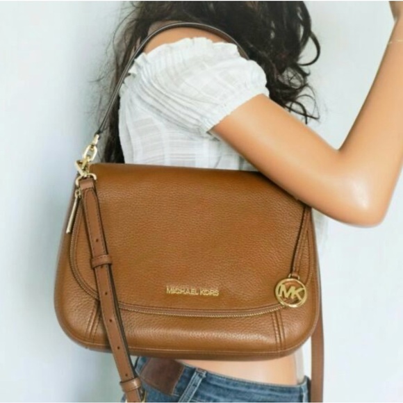 Michael Kors Tan Leather Shoulder Bag - Picture 2 of 14